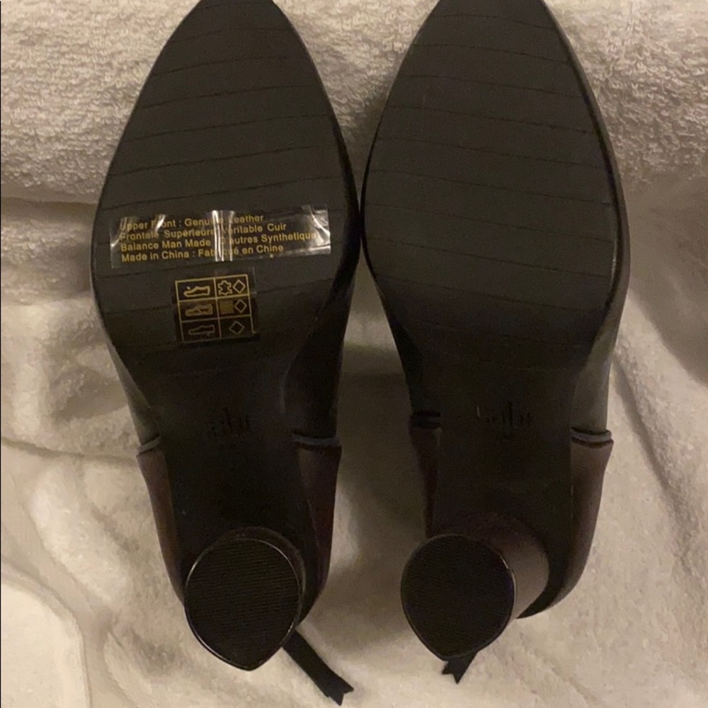 Booties - Picture 4 of 7